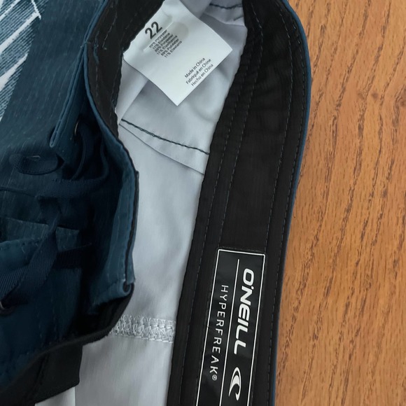 O’Neill Swim Trumk Hyperfreak Boys Sz 22 pre-owned - Picture 6 of 9